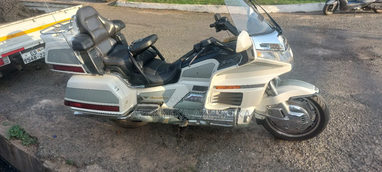 Honda Gold Wing 2010 White