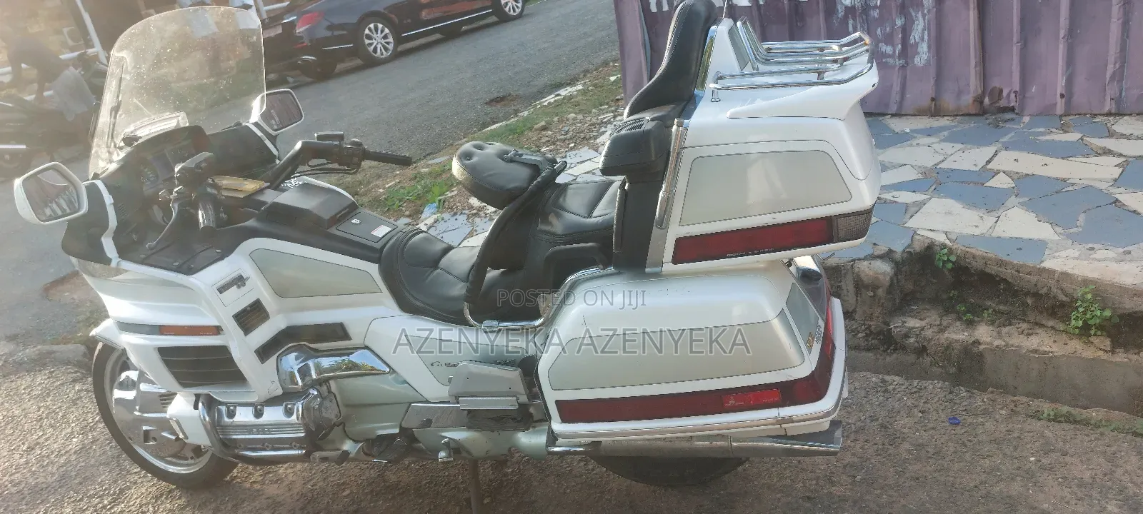 Honda Gold Wing 2010 White