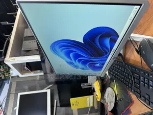 Desktop Computer Acer Aspire C22-860 8GB Intel Core I3 SSD 256GB