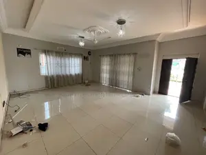 3bdrm House in Luxelooks Properties, Oyarifa for rent