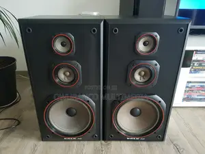 Uher Studio 3-Way Pair Speaker