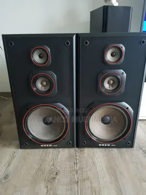 Uher Studio 3-Way Pair Speaker
