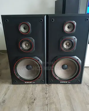 Uher Studio 3-Way Pair Speaker