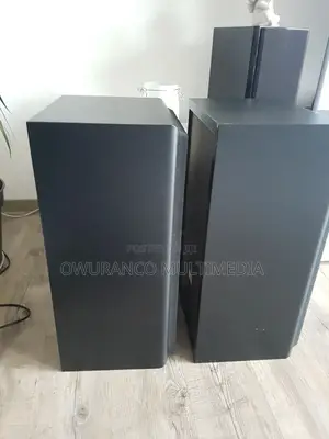 Uher Studio 3-Way Pair Speaker