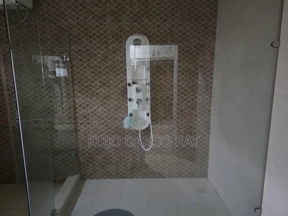 4bdrm House in West Legon for sale