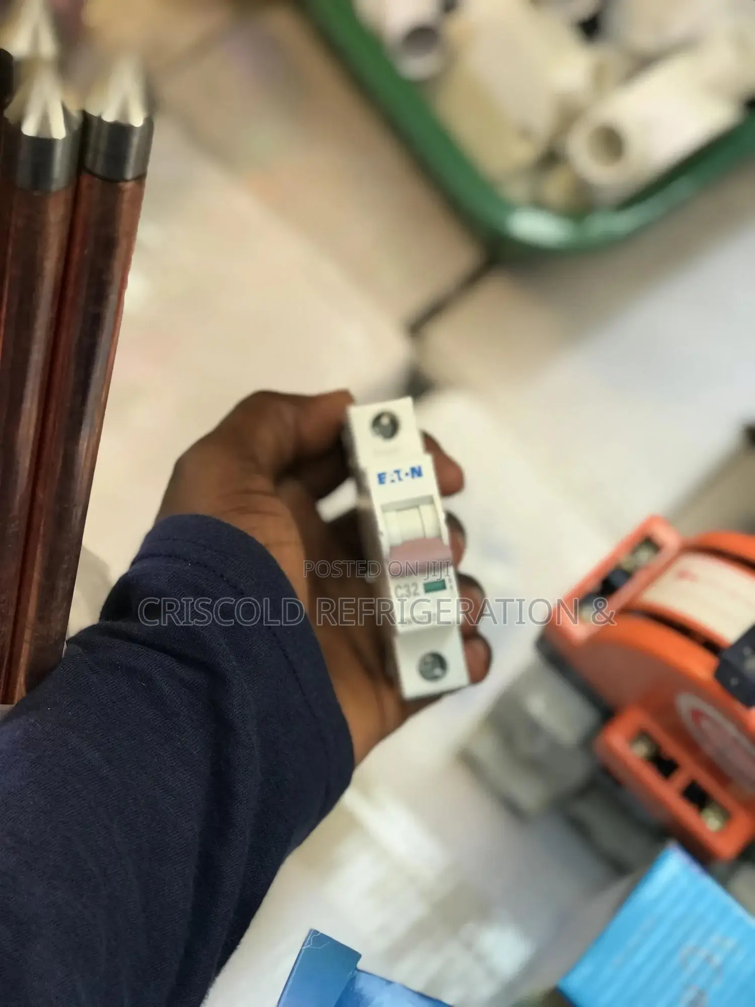 Single Pole Mem Shield or Eaton Breakers
