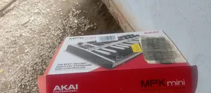 Akai MPK Midi Keyboard