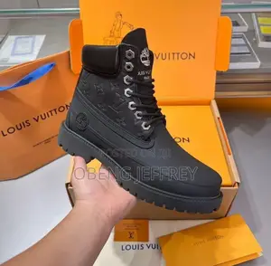 Original Louis Vuitton Timberland Boots Black