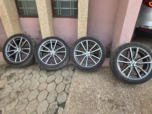 BMW 330i Rims and Tyres 2019-2025