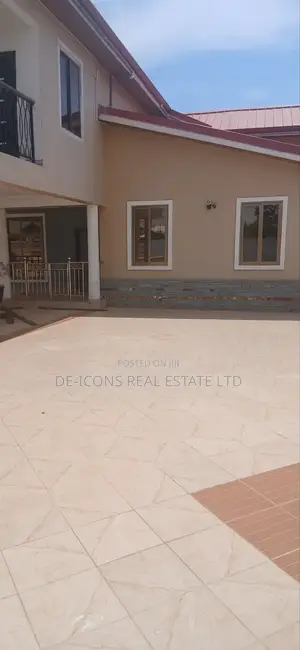 6bdrm Duplex in De-Icons Real Estate, Ga South Municipal for rent