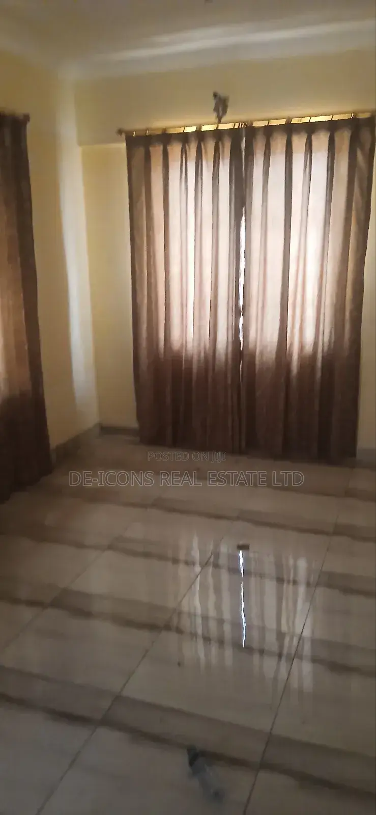 6bdrm Duplex in De-Icons Real Estate, Ga South Municipal for rent