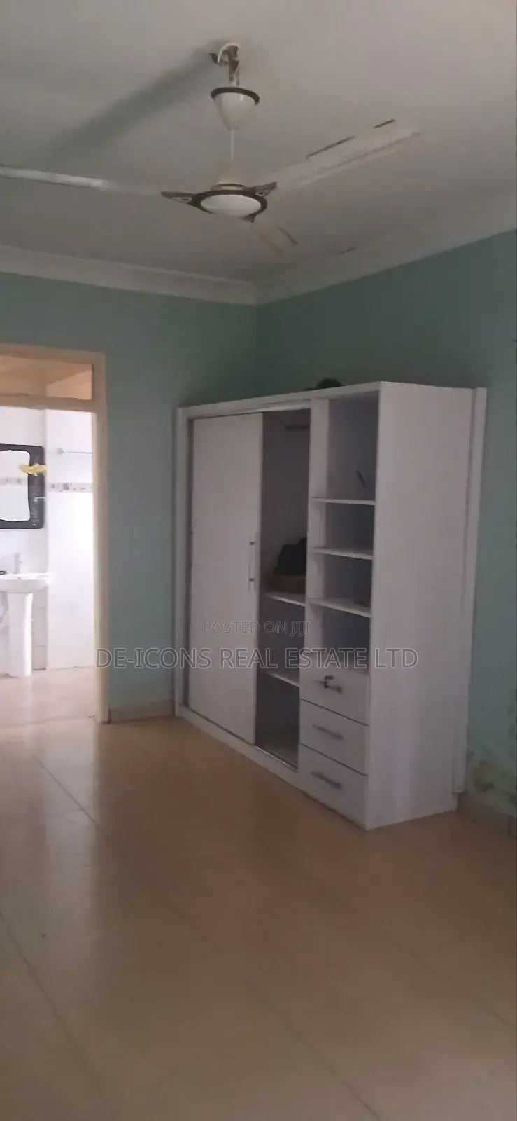 6bdrm Duplex in De-Icons Real Estate, Ga South Municipal for rent
