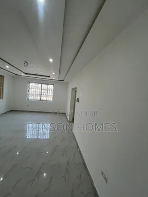 4bdrm Apartment in Ashomang Estate for rent