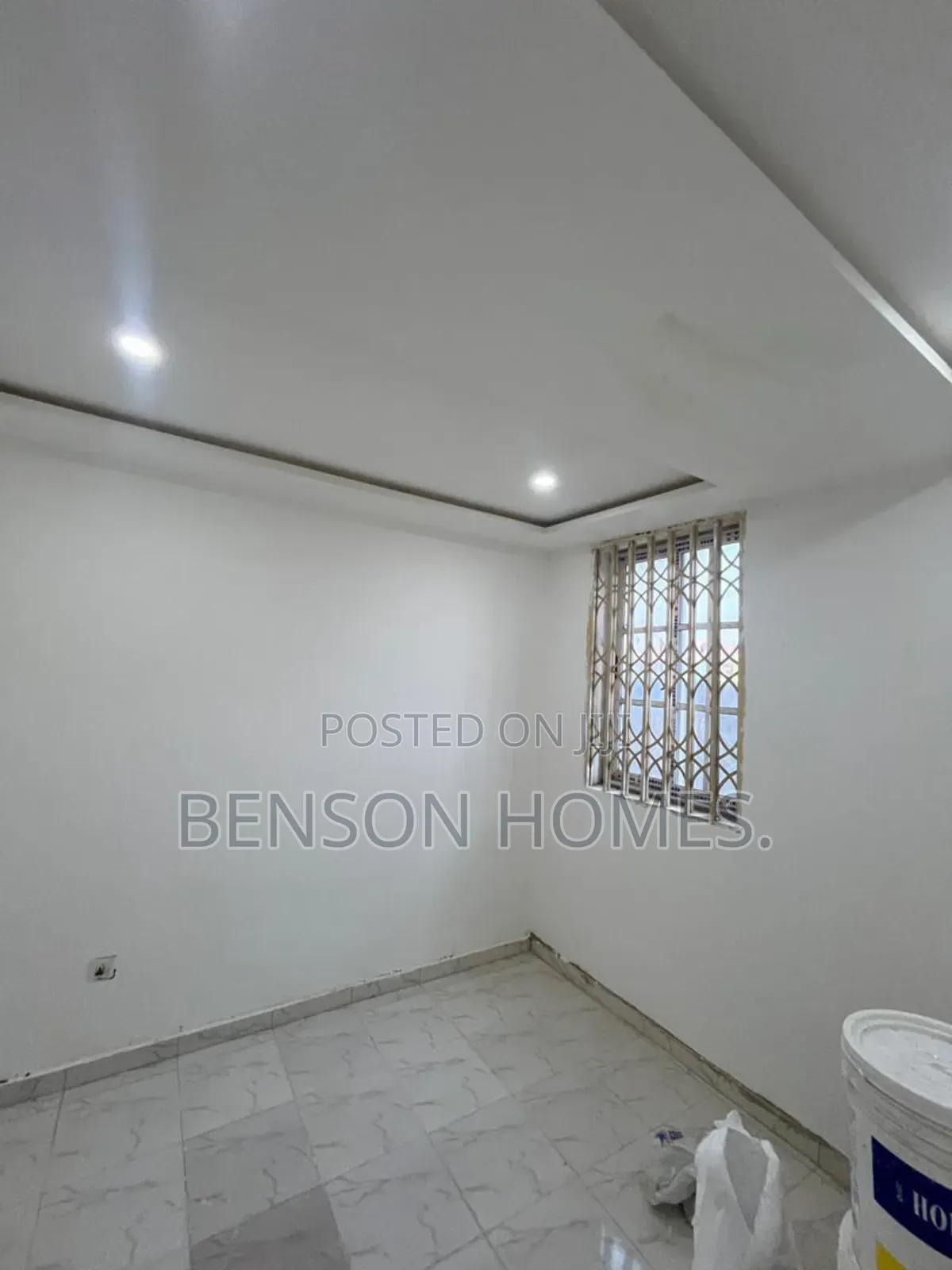 4bdrm Apartment in Ashomang Estate for rent