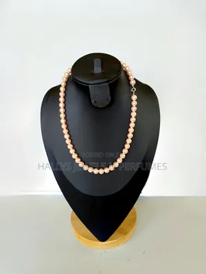 Pink Luxury Pearl Necklace