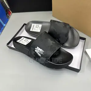 New Amiri Slides Design
