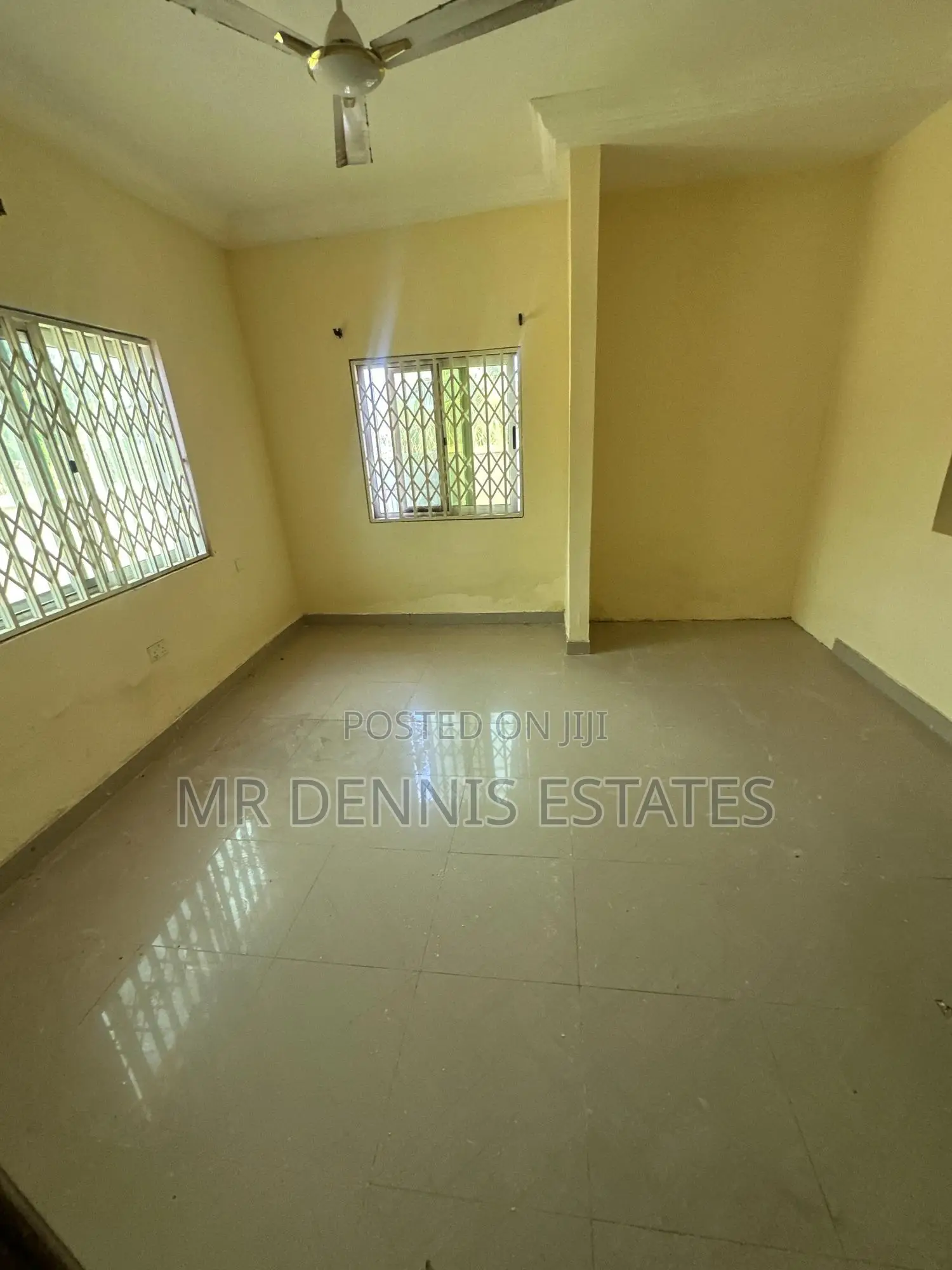 2bdrm House in Westhills Mall for rent