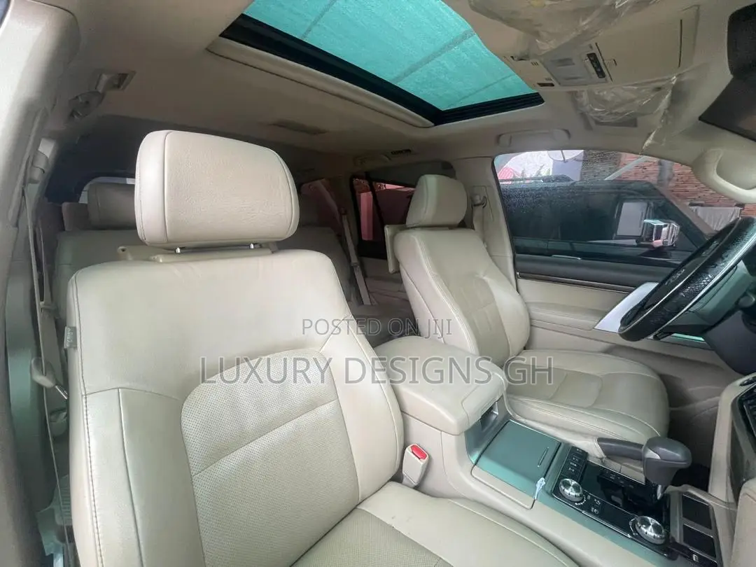 Toyota Land Cruiser 2023 Black