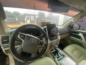 Toyota Land Cruiser 2023 Black