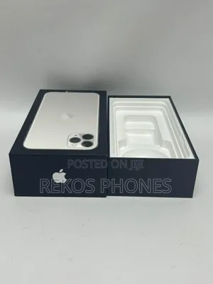 New Apple iPhone 11 Pro Max 256 GB Silver