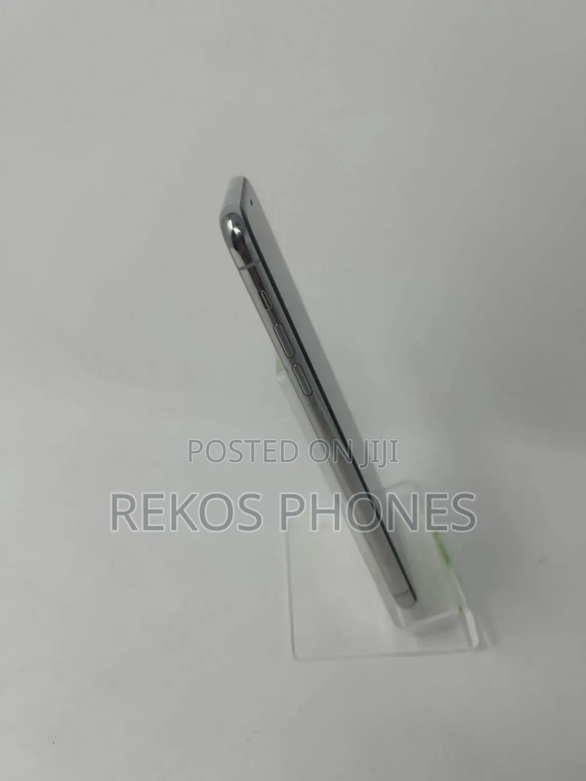 New Apple iPhone 11 Pro Max 256 GB Silver