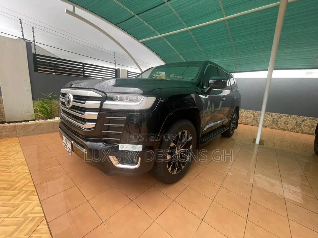Toyota Land Cruiser 2023 Black