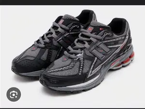 New Balance 1906 Sneaker