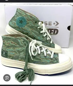 Converse X Undefeated Chuck 70 Mid