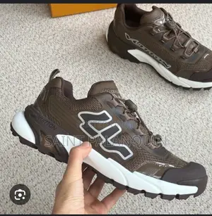 Louis Vuitton Lv Runner Tatic