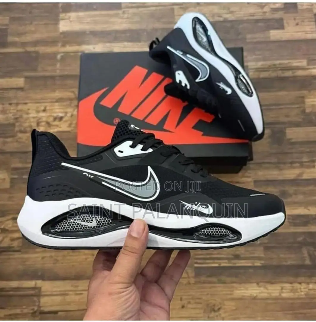 Black And White Nike Air Zoom