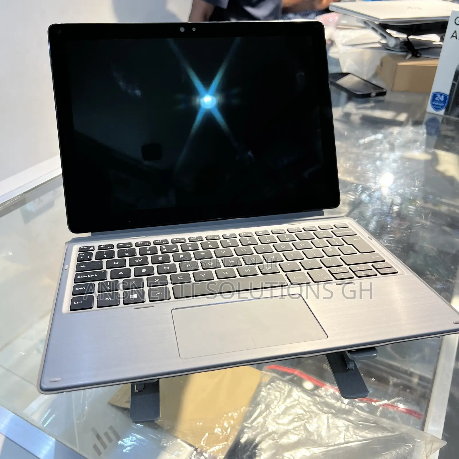 New Laptop Dell Latitude 7200 2-in-1 8GB Intel Core I5 SSD 256GB