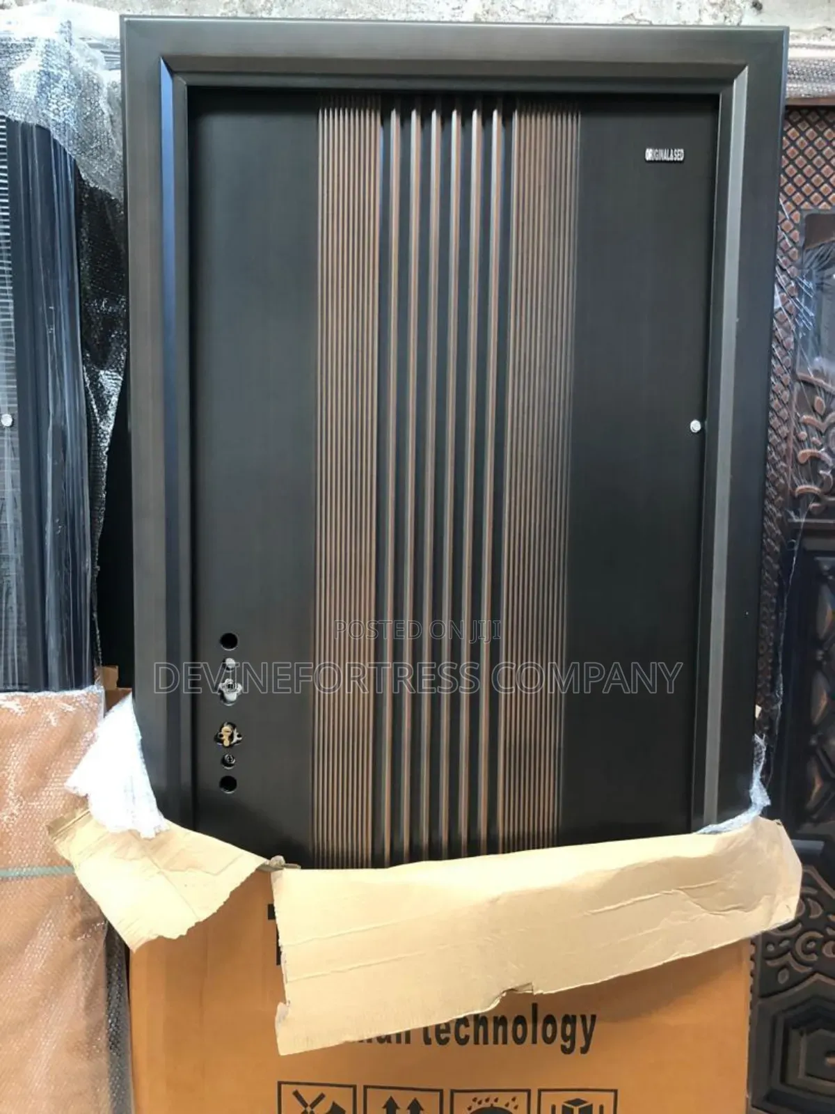 Executive and Affordable Sed Anti Rust Single Door Brown//Black Color