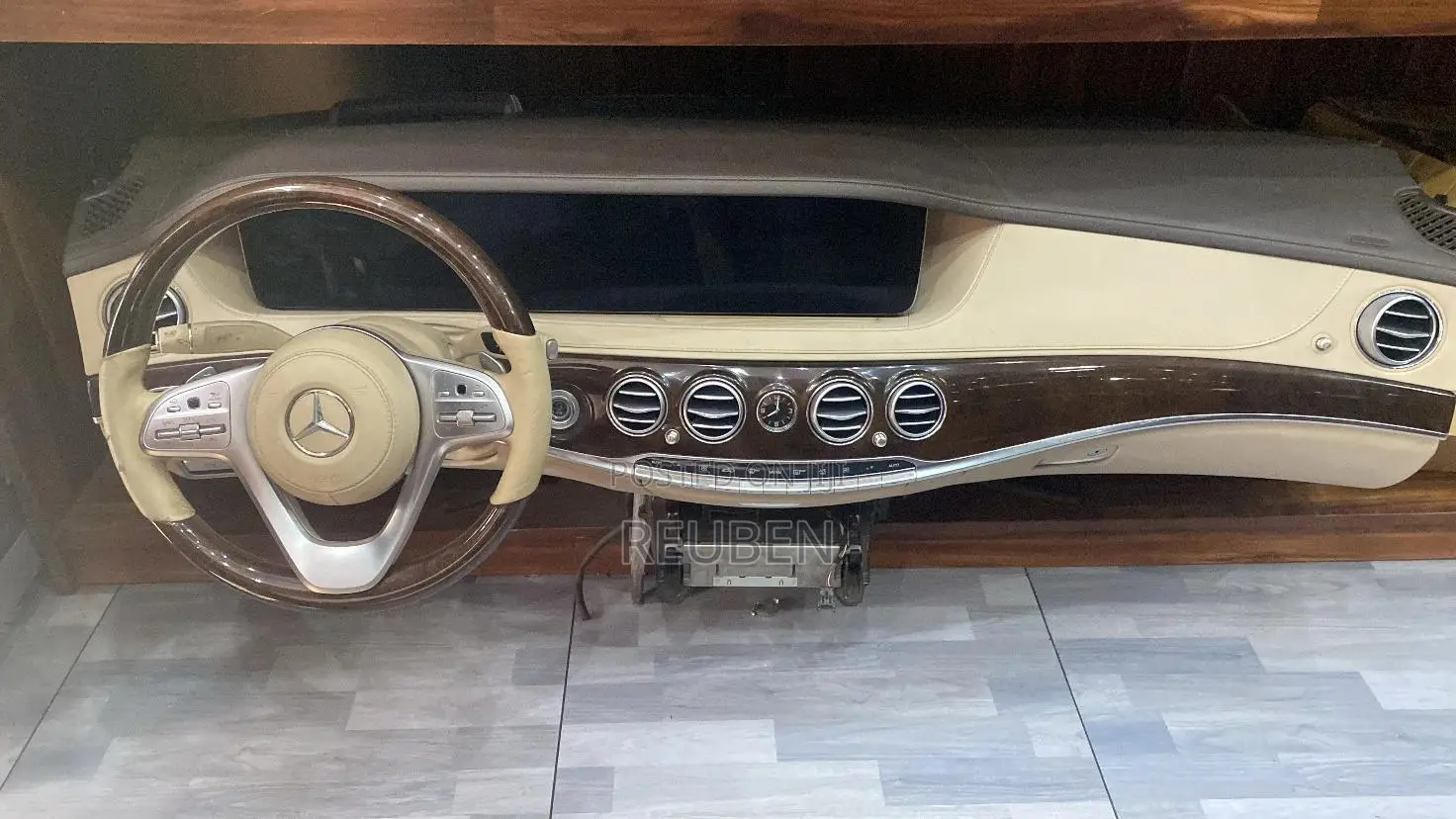Mercedes-Benz S-Class W222 Complete Dashboard (2014-2020)
