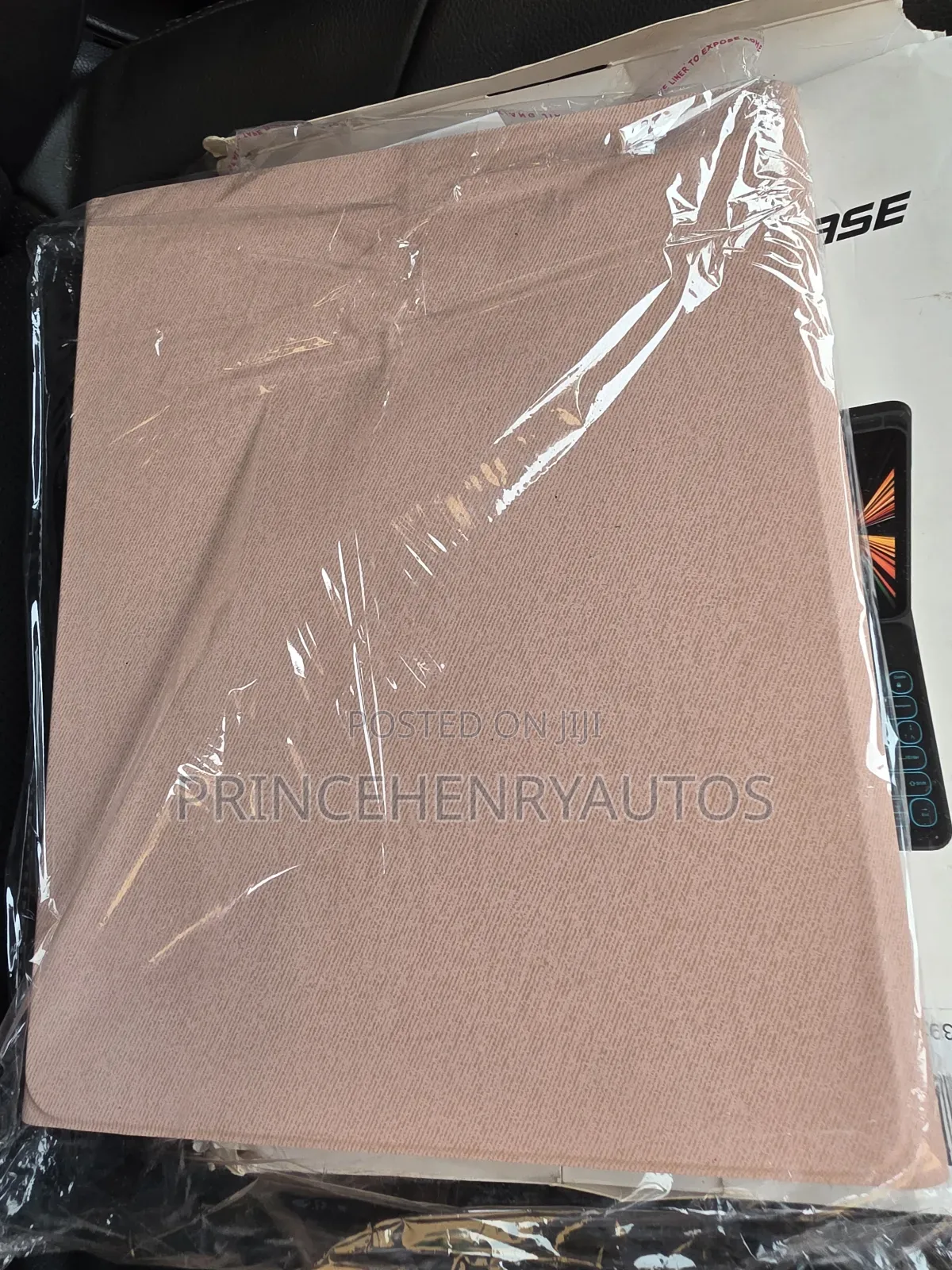 iPad Pro 12.9 3rd Gen to 6th Gen Keyboard Case With Backlit Keyboard