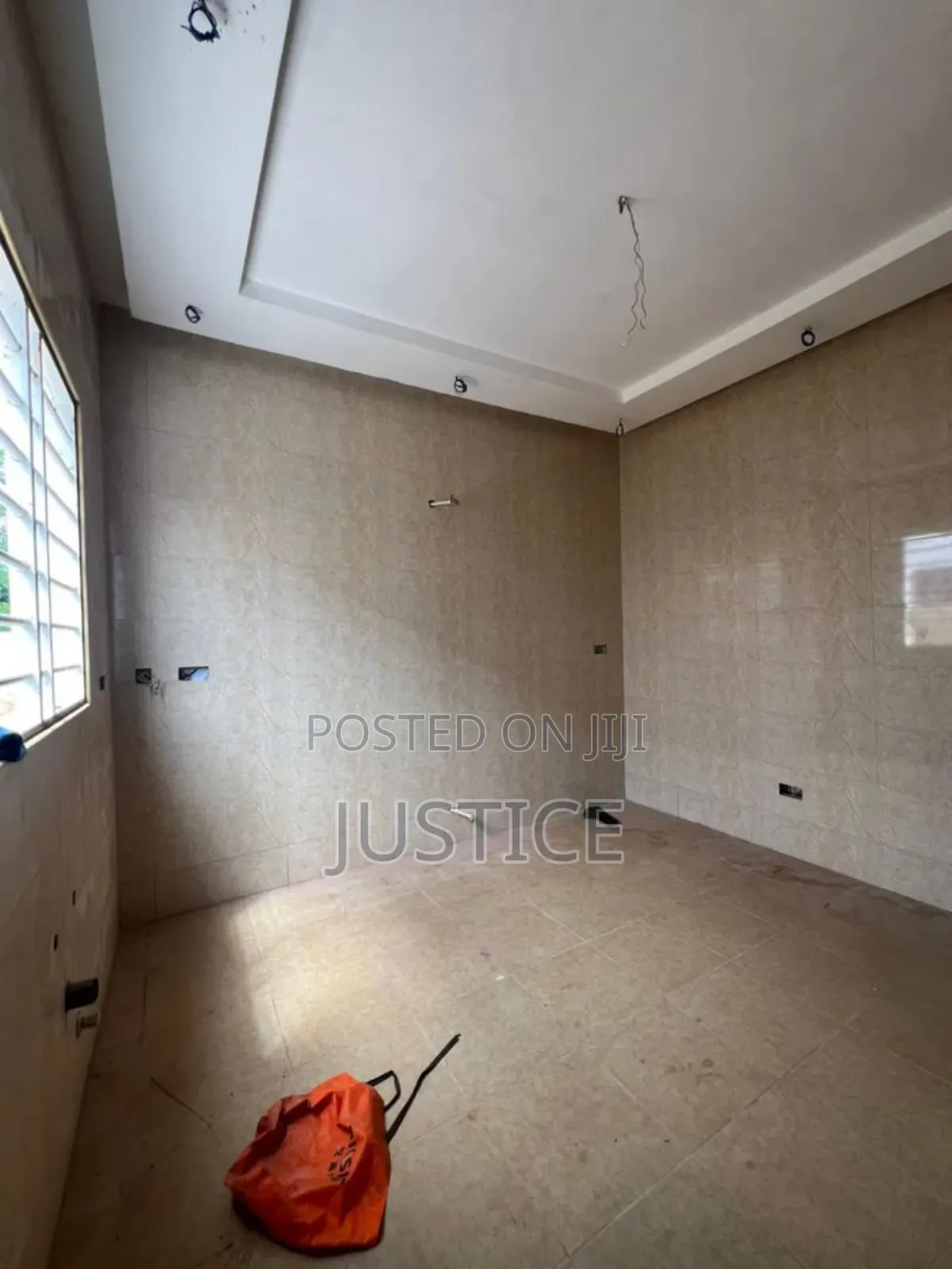 3bdrm House in Ayi Mensa, Oyarifa for sale