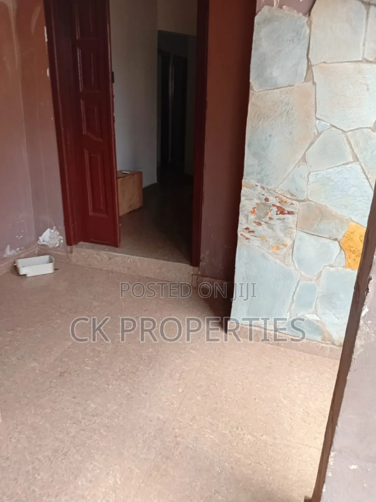 2bdrm Apartment in Taifa-Burkina for rent