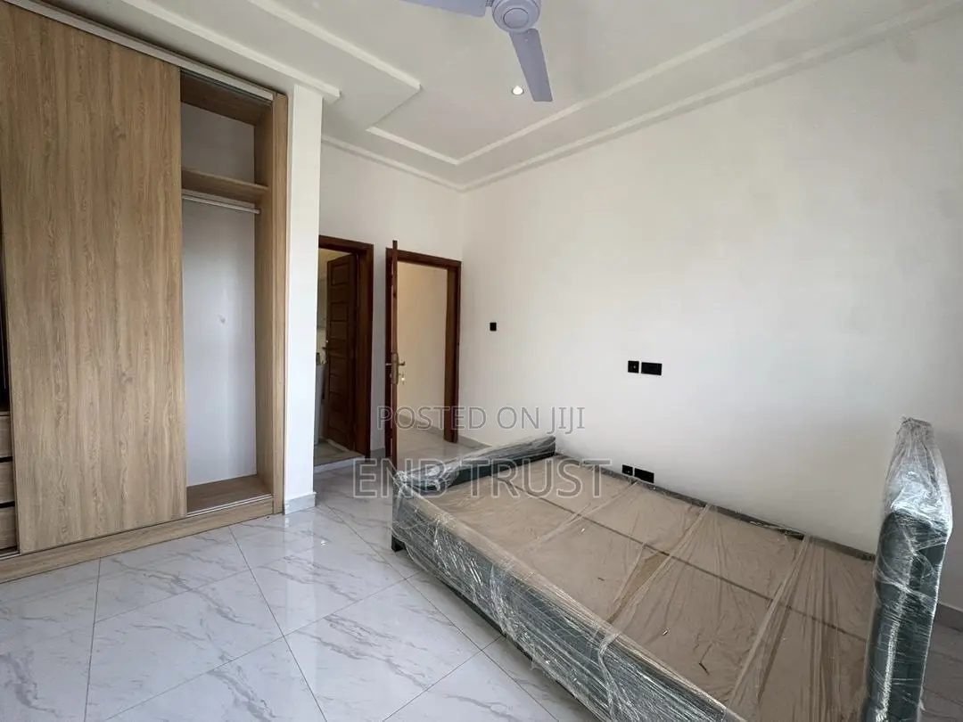 4bdrm House in Ashaley Botwe 3Rd, Little Roses Area for sale