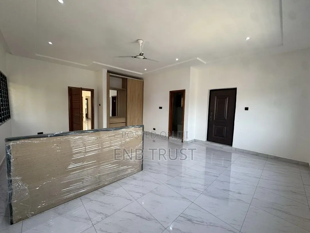 4bdrm House in Ashaley Botwe 3Rd, Little Roses Area for sale