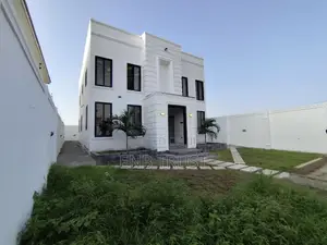 3bdrm Duplex in East Legon Hills, School Junction for sale