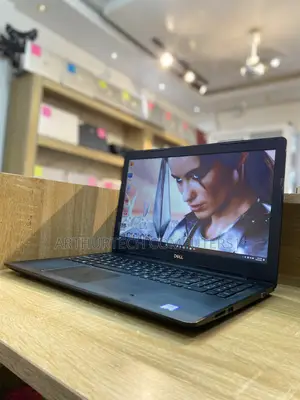 Laptop Dell Latitude 3590 4GB Intel Core I5 SSD 256GB