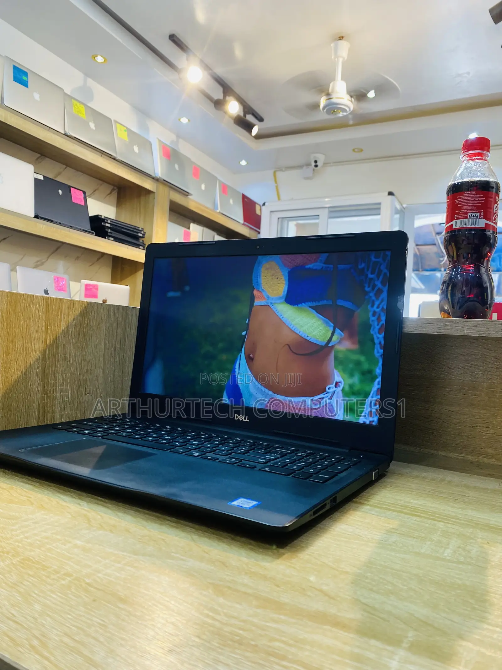 Laptop Dell Latitude 3590 4GB Intel Core I5 SSD 256GB