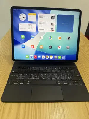 Apple iPad Pro 12.9 (2022) 1 TB Gray
