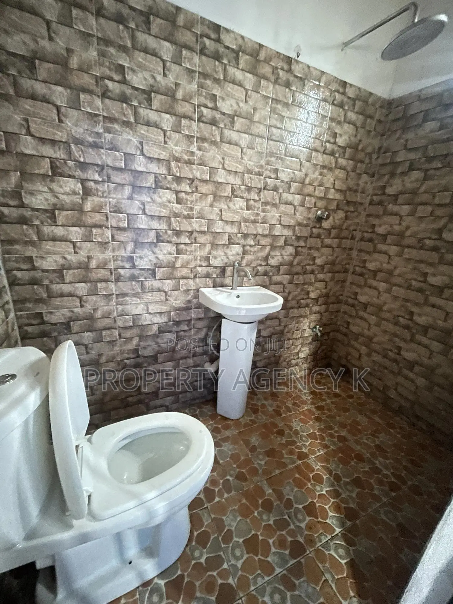1bdrm Apartment in Kfs, Old Barrier for rent