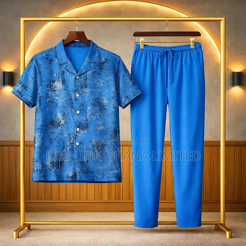 Neat Classy Men’S Traditional Wear
