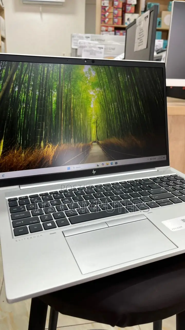Laptop HP EliteBook 850 8GB Intel Core i7 SSD 512GB