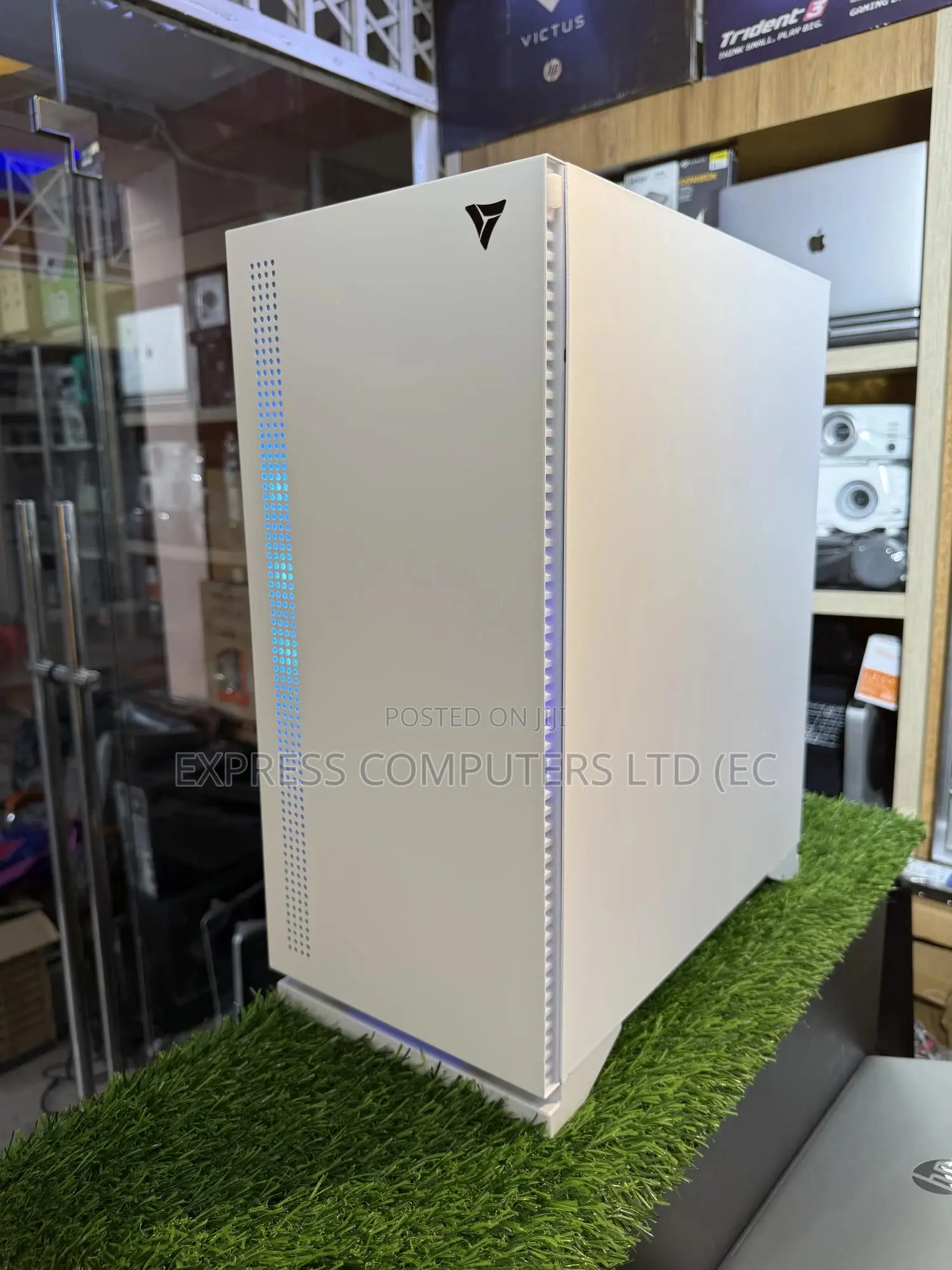 New Desktop Computer Asus 32GB Intel Core I7 SSHD (Hybrid) 1T