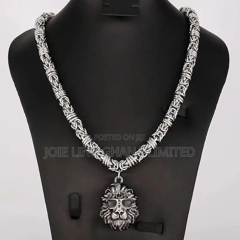 Quality Men's Chaines Available In Stock