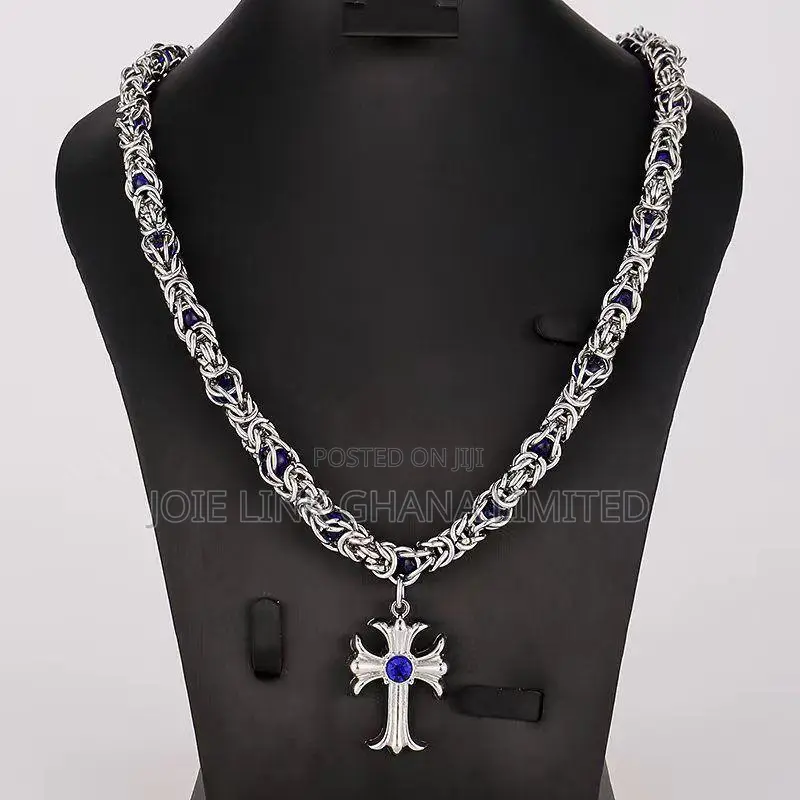 Quality Men's Chaines Available In Stock