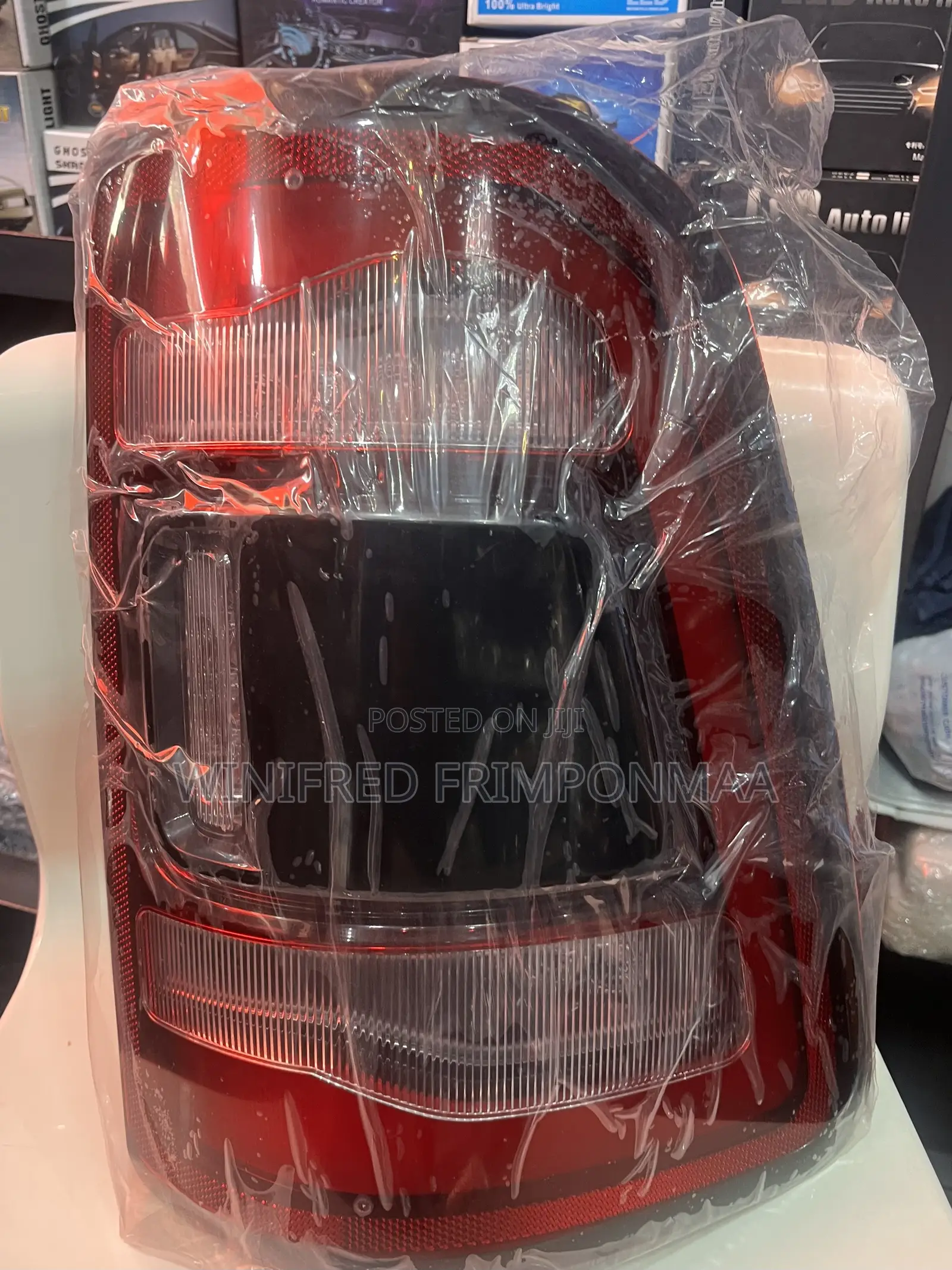 Dodge Ram 1500 Tail Light