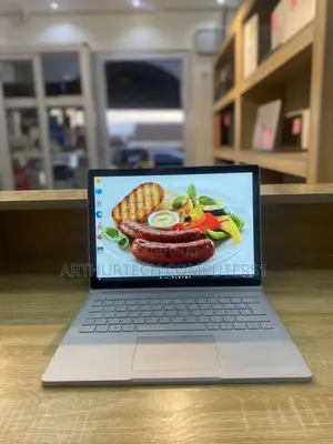 Laptop Microsoft Surface Book 2 8GB Intel Core i5 SSD 256GB